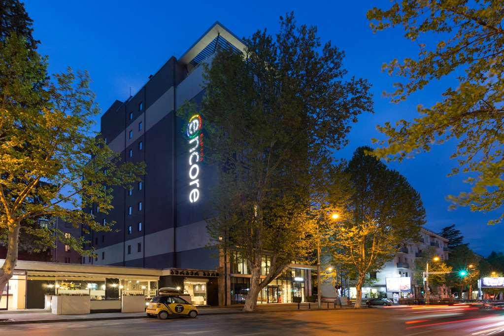 Ramada Encore Tbilisi Exteriör bild