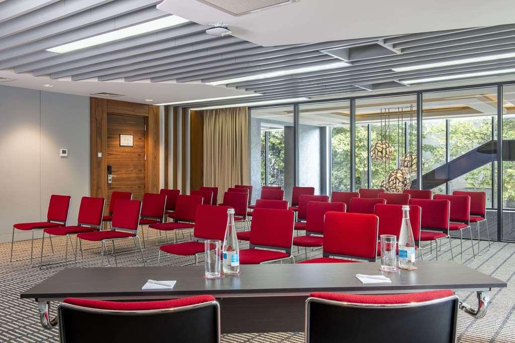 Ramada Encore Tbilisi Bekvämligheter bild